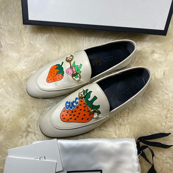 【sold】New authentic Gucci loafers - Picture 3 of 16